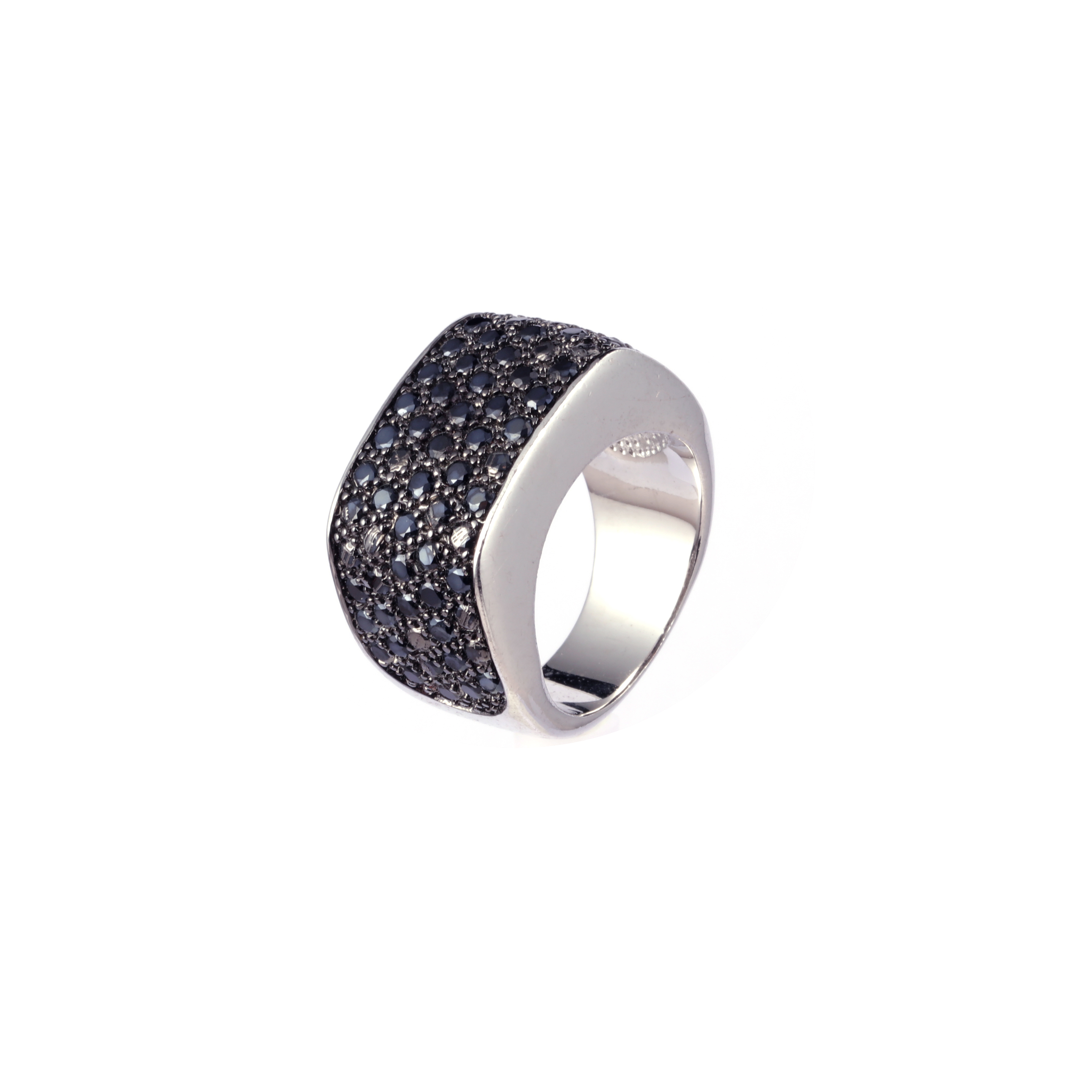 黑色方晶锆石时尚戒指